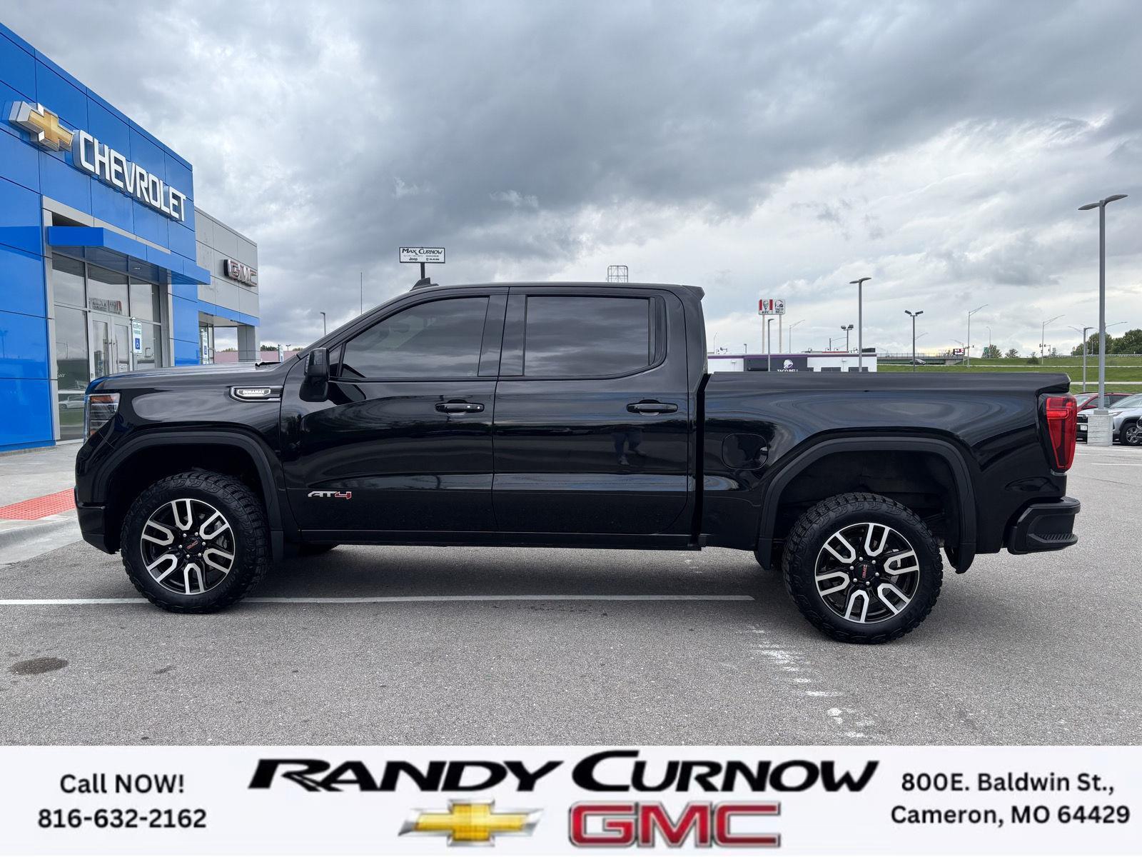 Used 2023 GMC Sierra 1500 AT4 with VIN 1GTUUEE84PZ266337 for sale in Kansas City