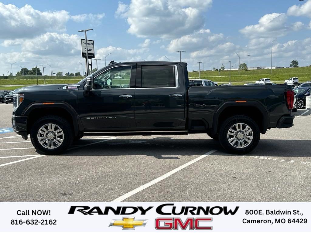 Used 2022 GMC Sierra 3500 Denali HD Denali with VIN 1GT49WEY8NF178672 for sale in Kansas City