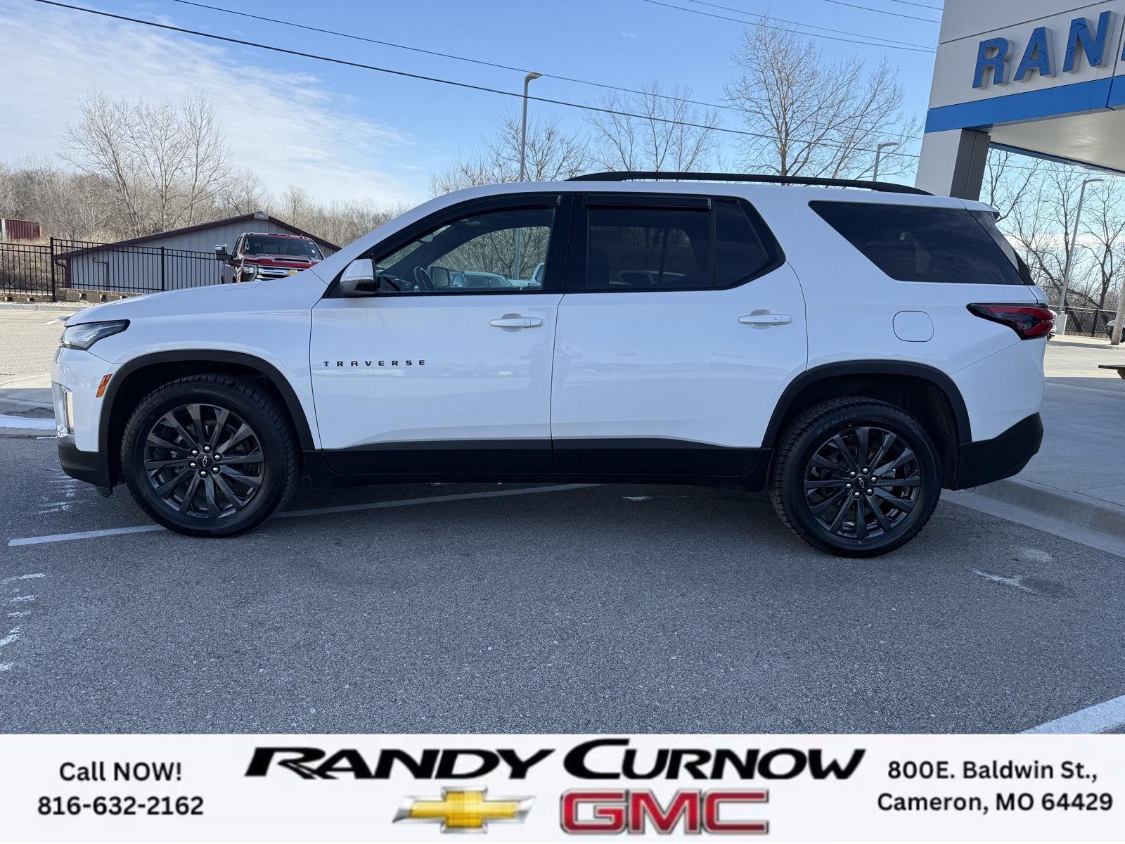 Used 2023 Chevrolet Traverse RS with VIN 1GNEVJKWXPJ276910 for sale in Kansas City