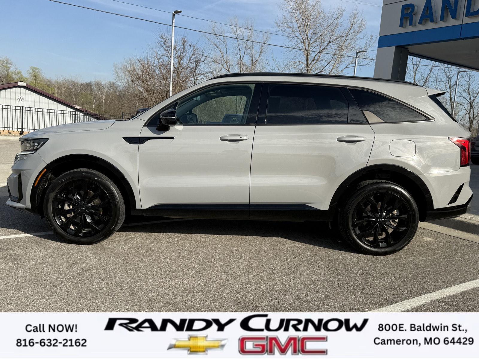 Used 2023 Kia Sorento SX with VIN 5XYRKDLF7PG222516 for sale in Kansas City