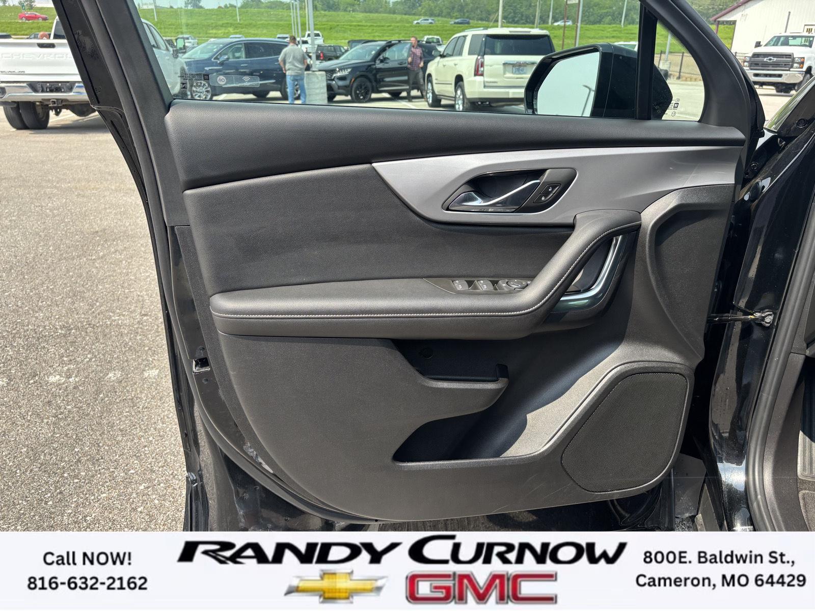 2025 Chevrolet Blazer 2LT - Photo 11