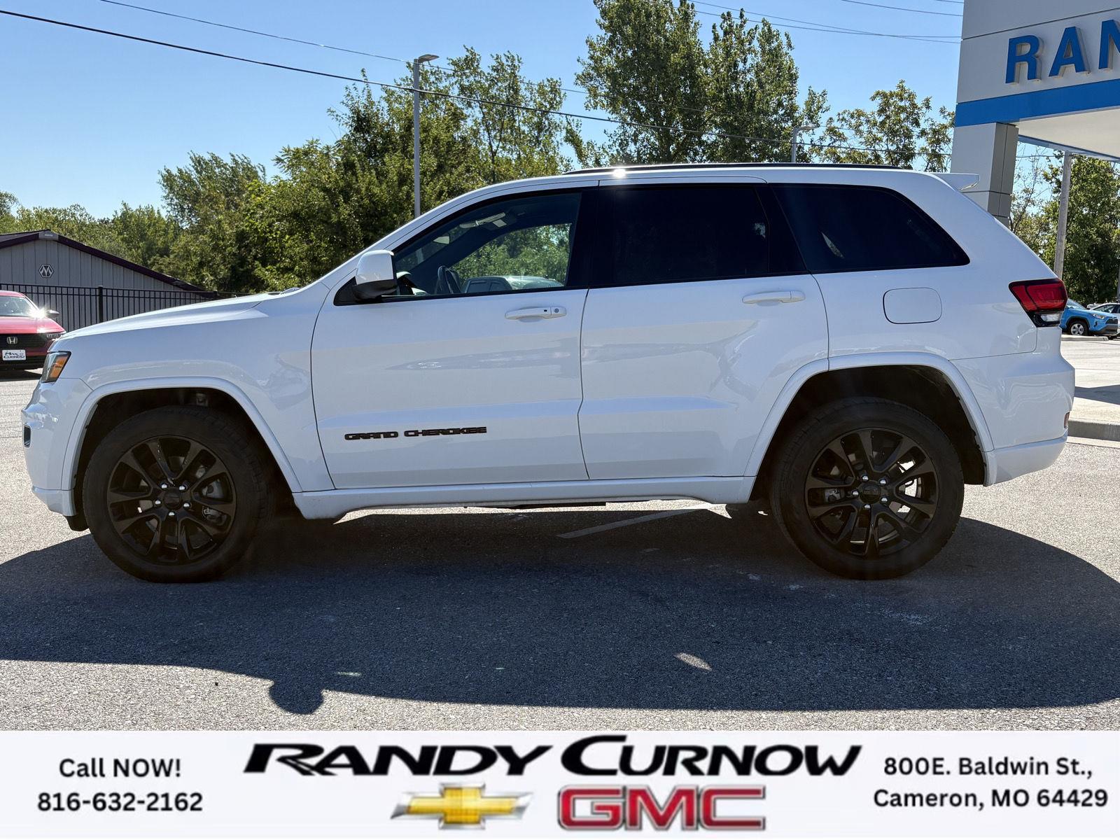 Used 2021 Jeep Grand Cherokee Laredo X with VIN 1C4RJFAG7MC730009 for sale in Kansas City