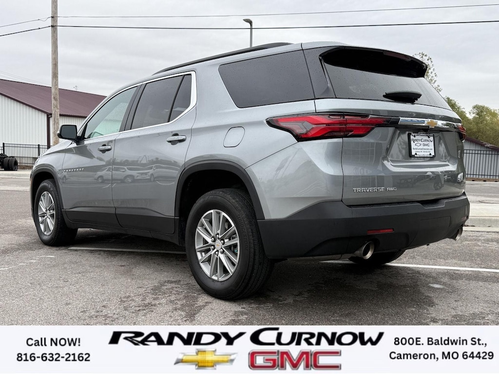 Used 2023 Chevrolet Traverse LT Cloth w/1LT SUV