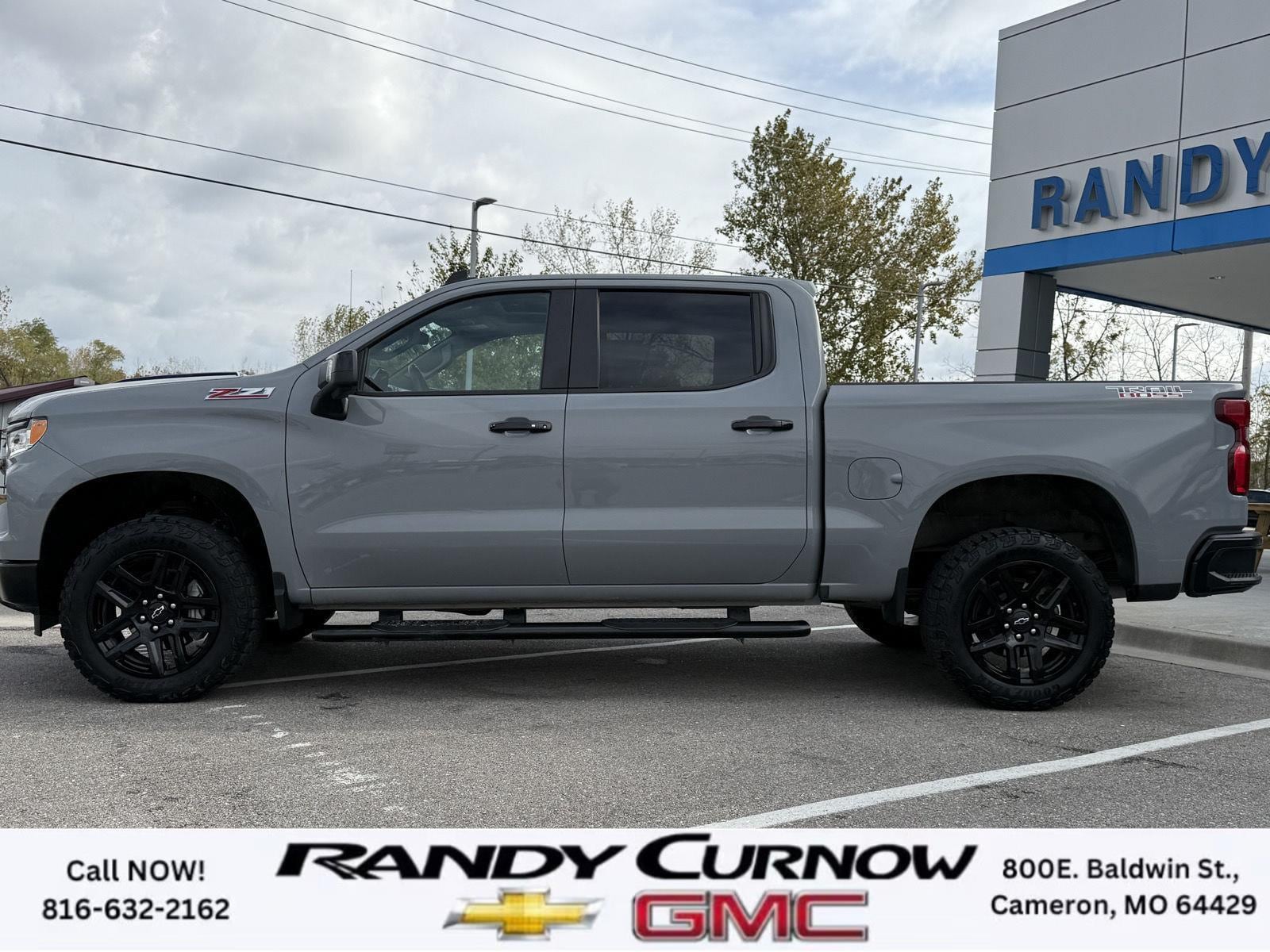Used 2024 Chevrolet Silverado 1500 LT Trail Boss with VIN 3GCUDFED5RG226693 for sale in Kansas City