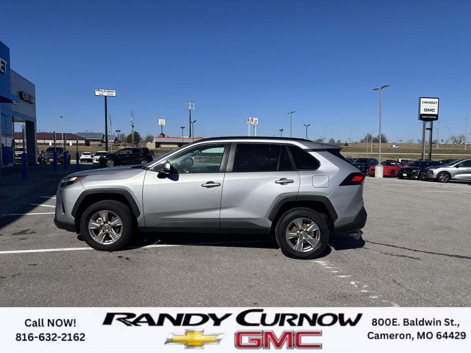Used 2024 Toyota RAV4 XLE with VIN 2T3W1RFV1RW321844 for sale in Kansas City