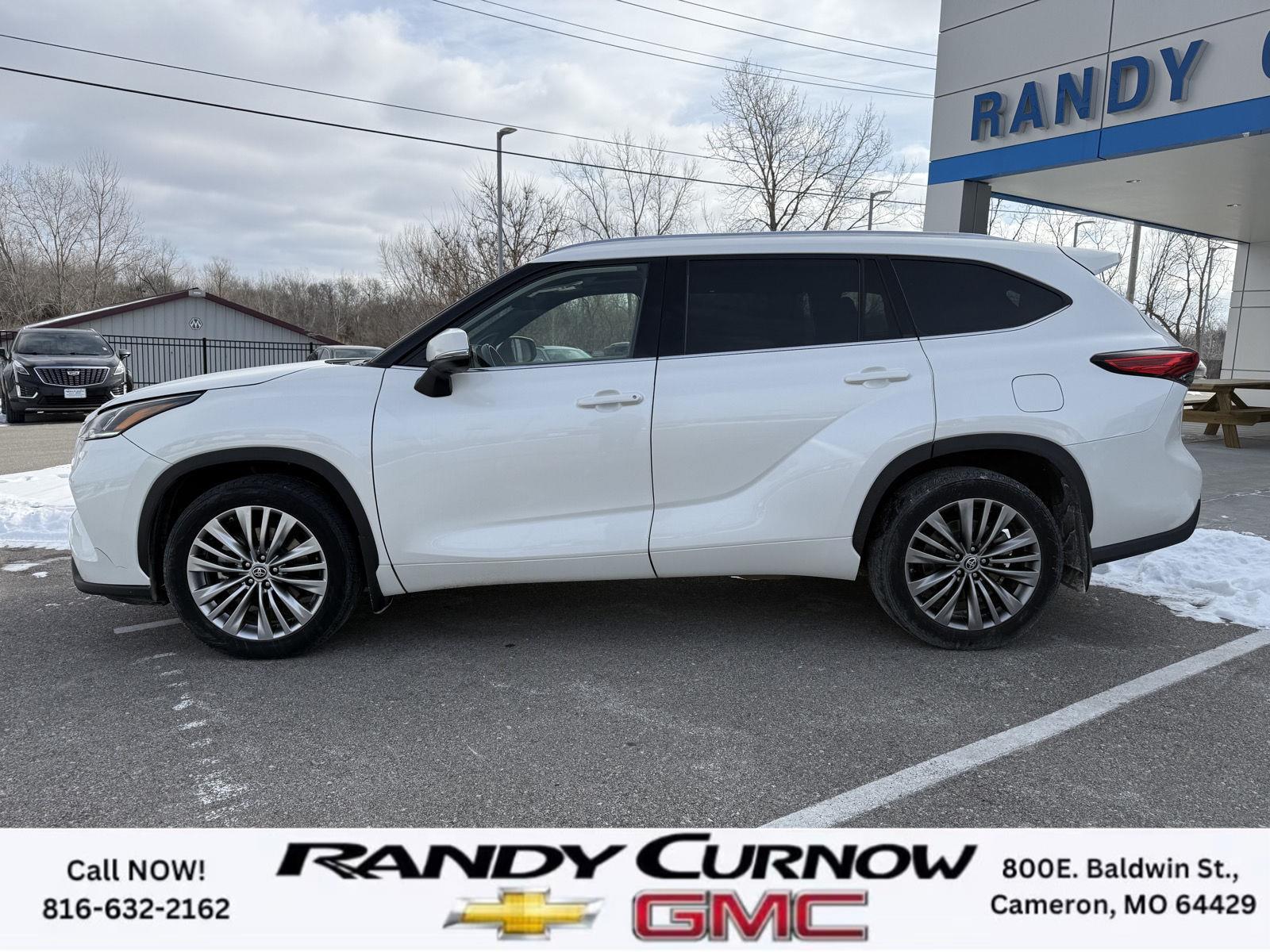 Used 2020 Toyota Highlander Platinum with VIN 5TDFZRBH7LS030976 for sale in Kansas City