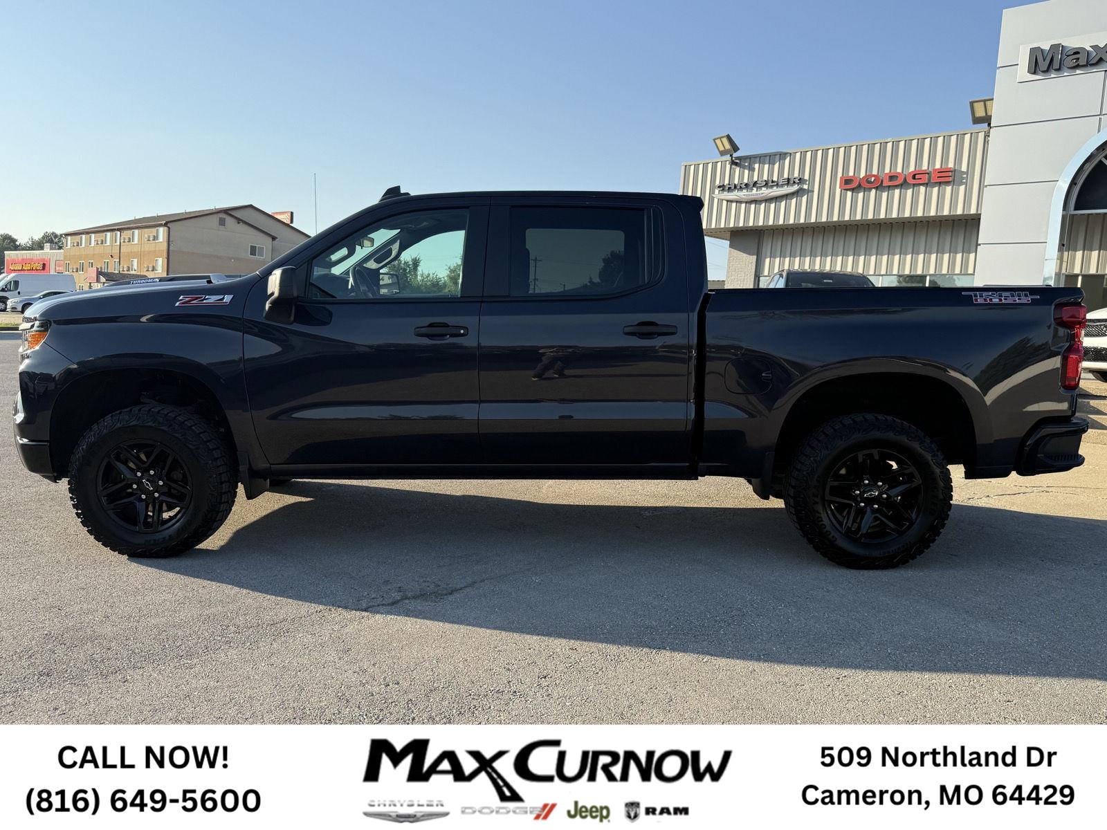 2024 Chevrolet Silverado 1500 Custom Trail Boss photo 2