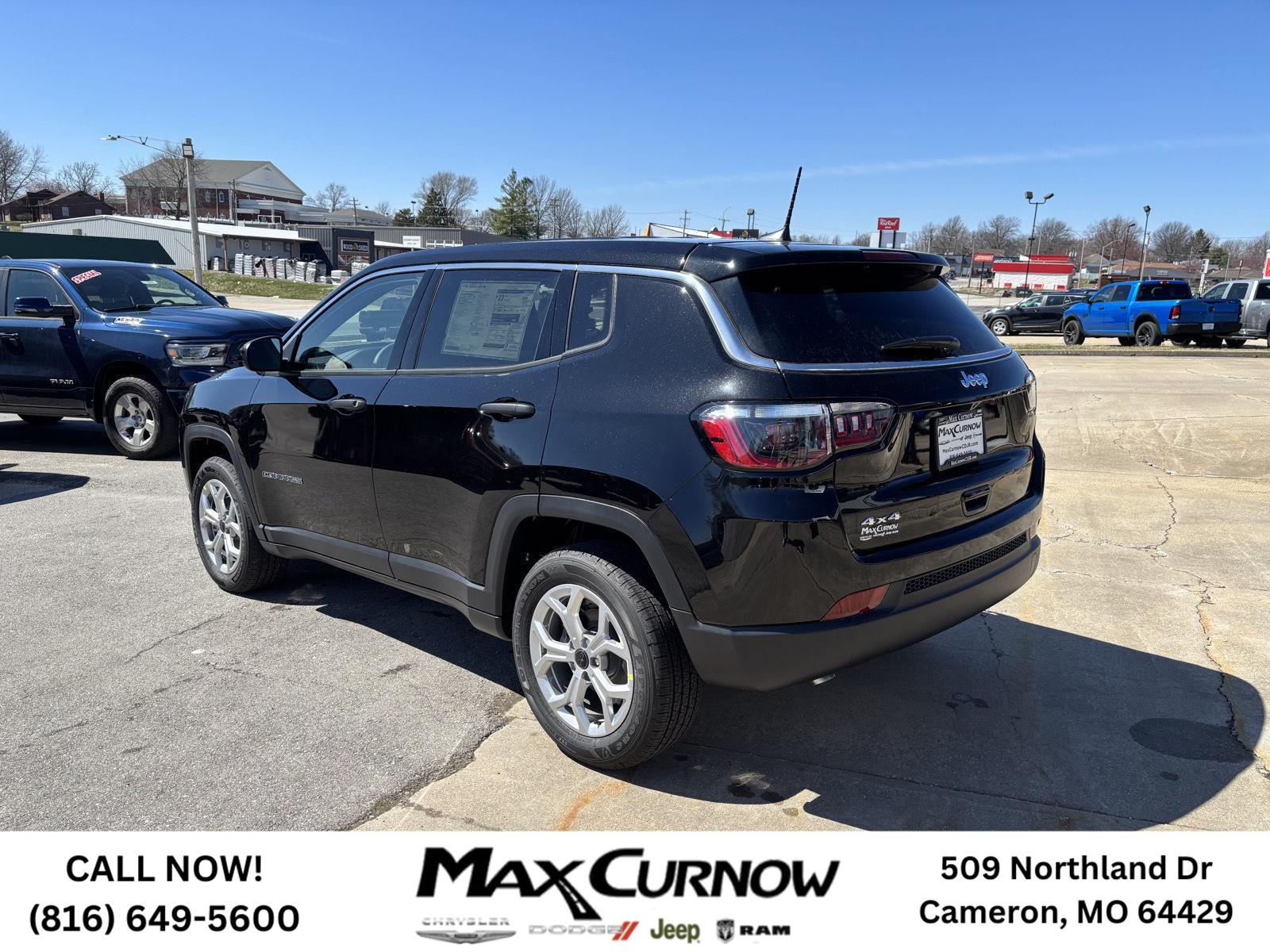2025 Jeep Compass Sport photo 3