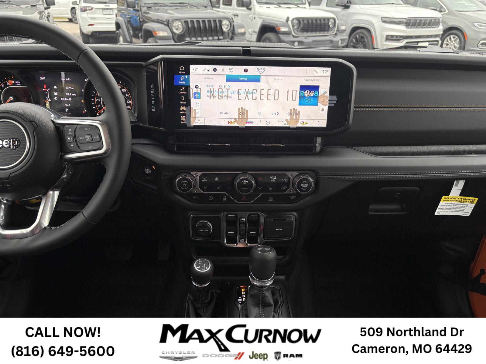 2025 Jeep Wrangler 4-Door Sahara - Photo 19