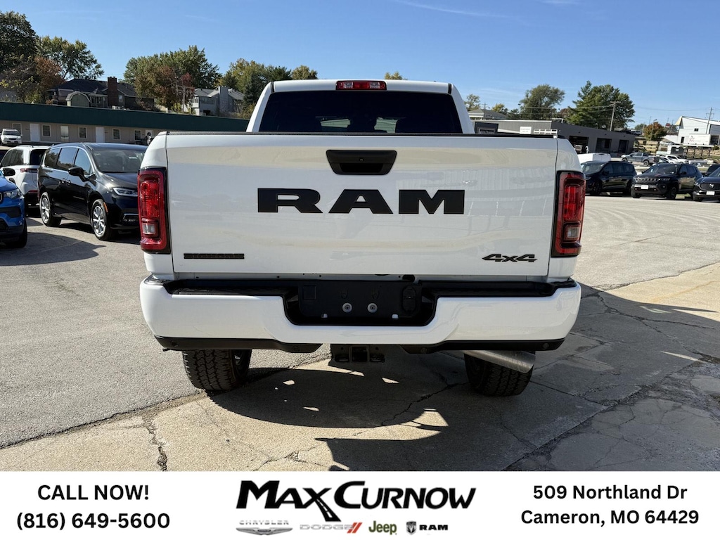 New 2025 Ram 2500 BIG HORN CREW CAB 4X4 6'4 BOX Pickup