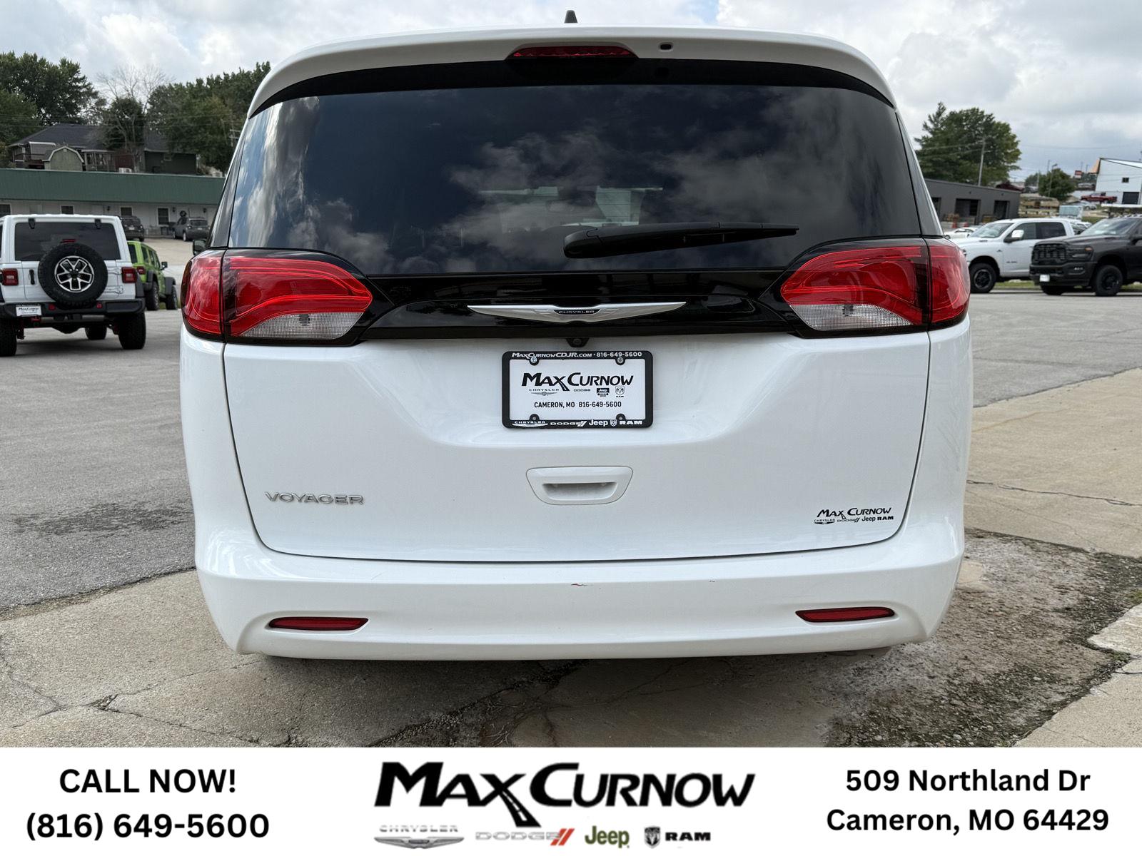 2024 Chrysler Voyager LX photo 3