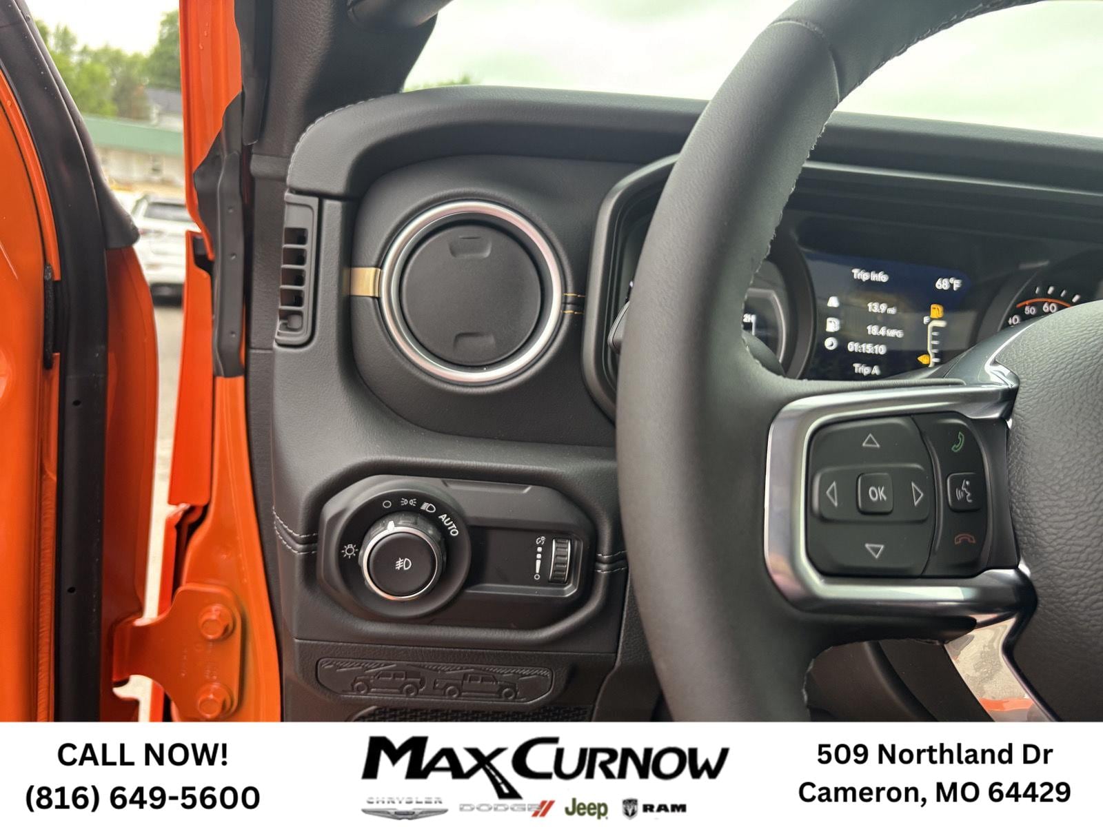 2025 Jeep Wrangler 4-Door Sahara - Photo 13