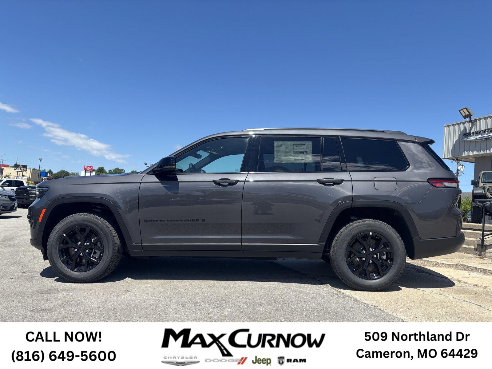 2025 Jeep Grand Cherokee Altitude photo 2