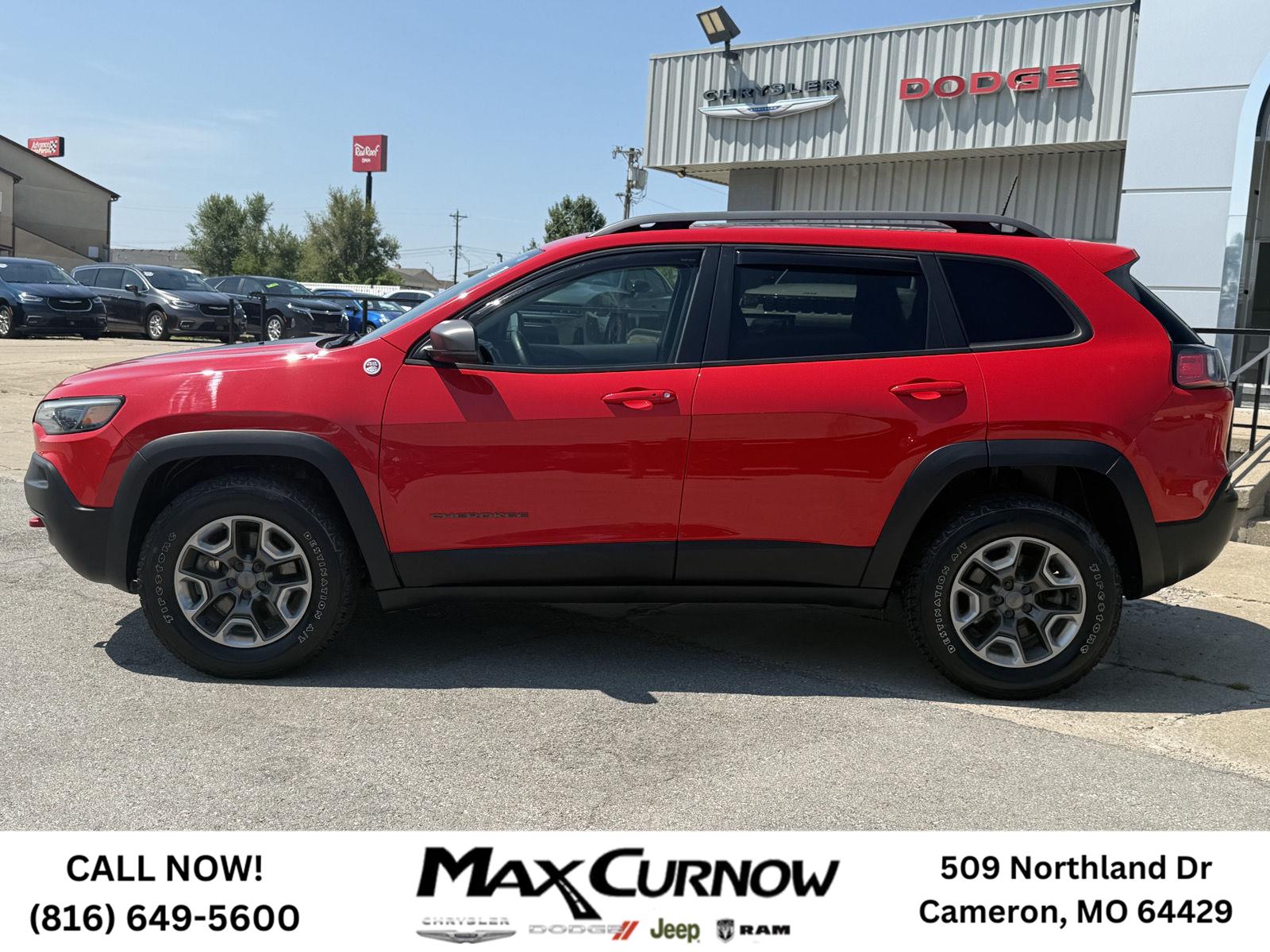 Used 2019 Jeep Cherokee Trailhawk with VIN 1C4PJMBX3KD389323 for sale in Cameron, MO