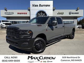 2026 Ram 3500 TRADESMAN CREW CAB 4X4 8' BOX Pickup