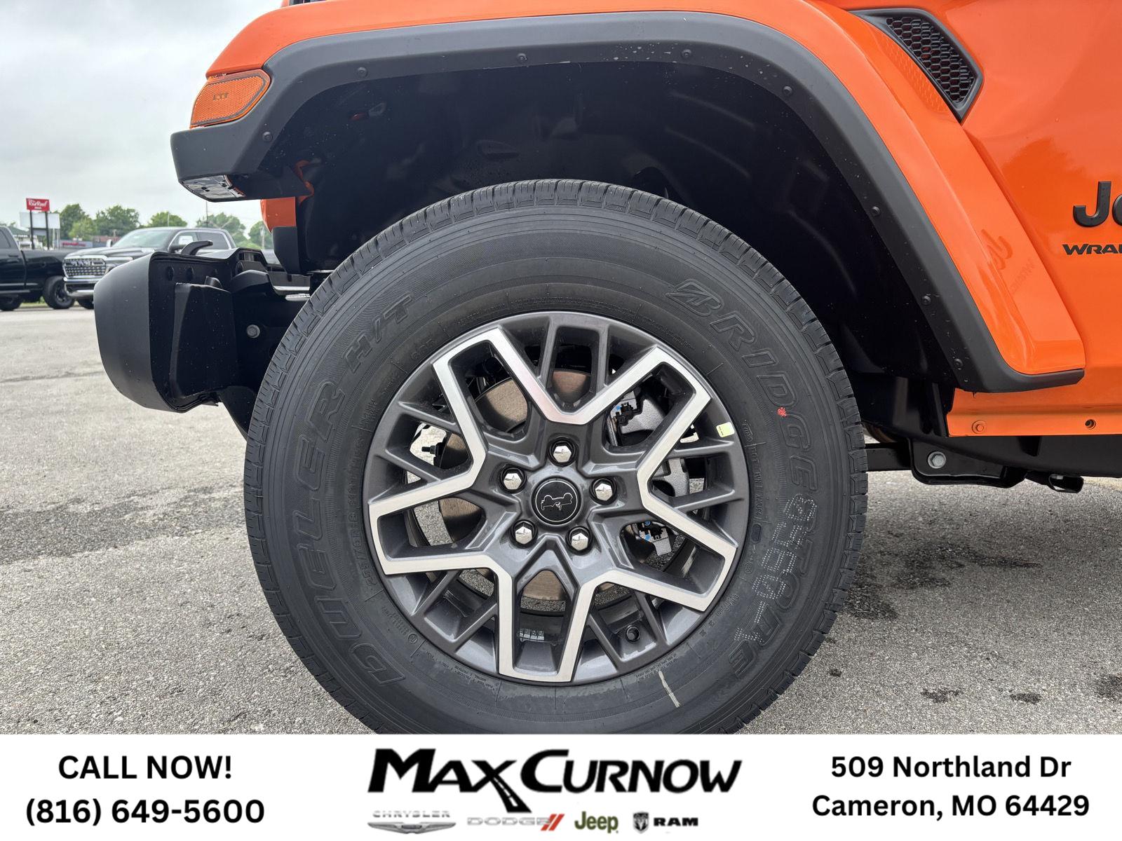 2025 Jeep Wrangler 4-Door Sahara - Photo 31