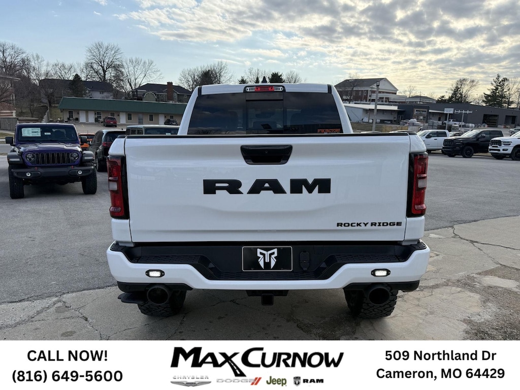 New 2026 Ram 1500 LARAMIE CREW CAB 4X4 5'7 BOX Pickup