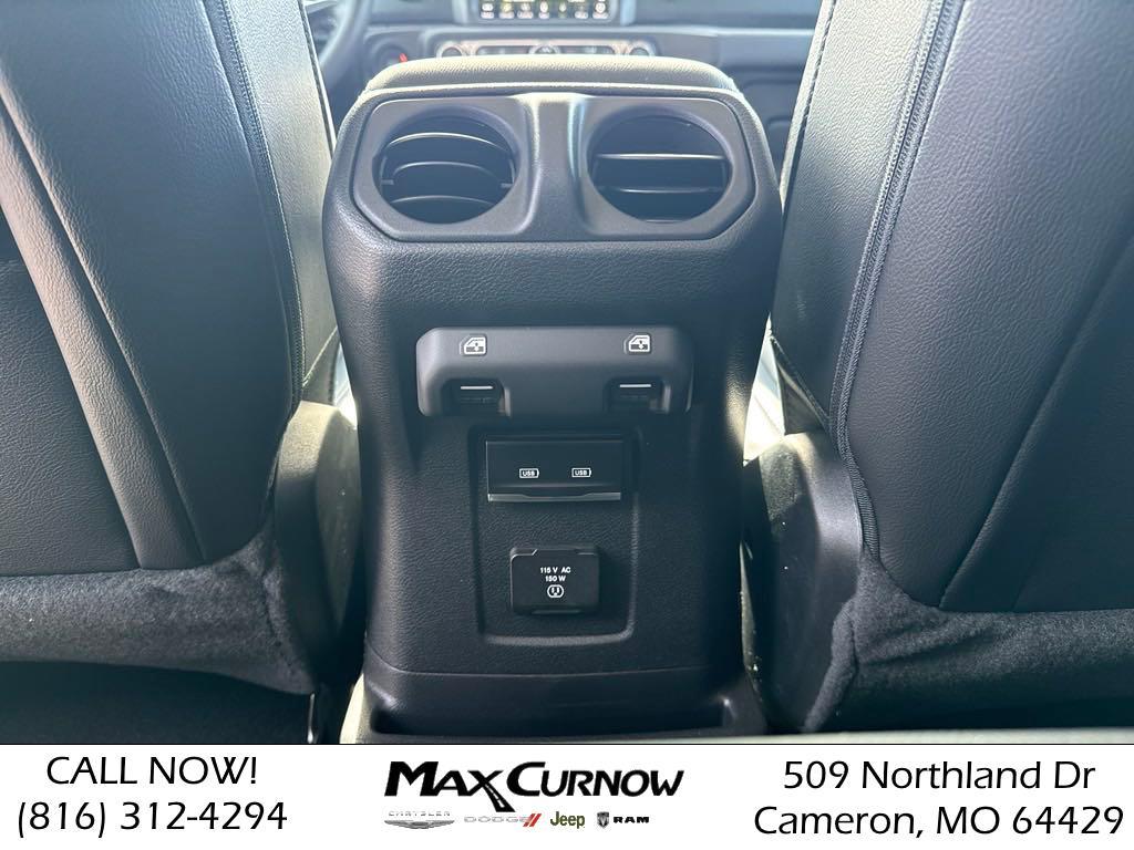 2023 Jeep Wrangler 4xe Sahara 4XE - Photo 32