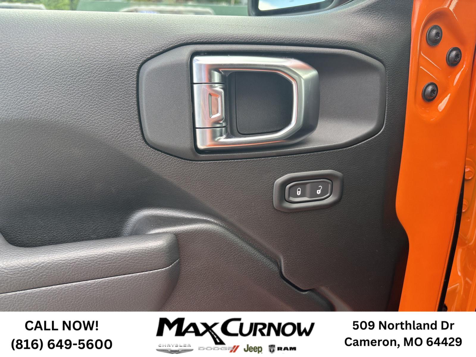 2025 Jeep Wrangler 4-Door Sport - Photo 13