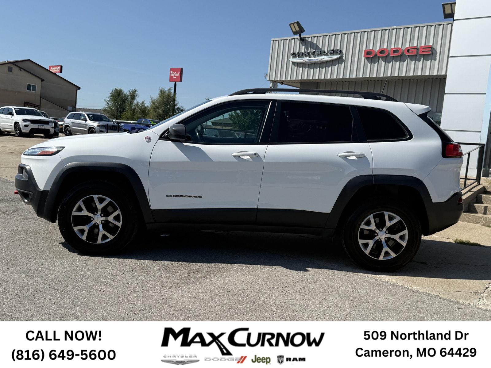 Used 2017 Jeep Cherokee Trailhawk with VIN 1C4PJMBB7HW639079 for sale in Kansas City