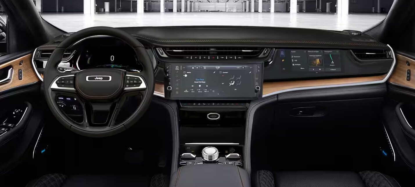 2026 Jeep Grand Cherokee Interior Technology