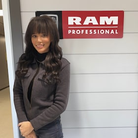 Staff member Lindsey Coffey from ID_2406ec