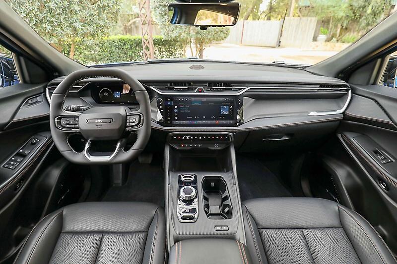  2026-Jeep-Cherokee-Interior