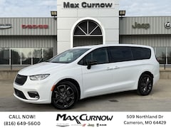 2026 Chrysler Pacifica SELECT AWD Passenger Van