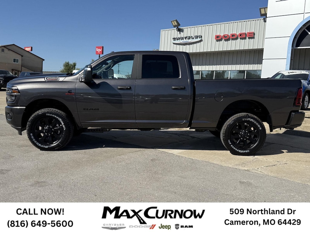 New 2025 Ram 2500 BIG HORN CREW CAB 4X4 6'4 BOX Pickup