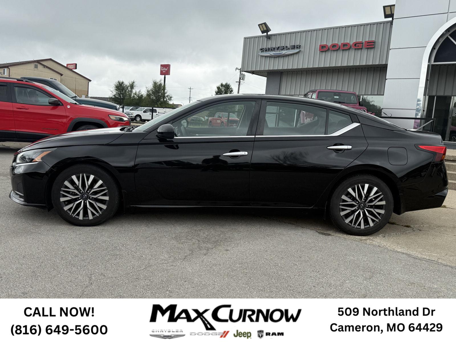 Used 2023 Nissan Altima SV with VIN 1N4BL4DV8PN403188 for sale in Kansas City