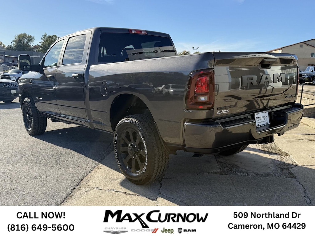 New 2025 Ram 2500 BIG HORN CREW CAB 4X4 6'4 BOX Pickup
