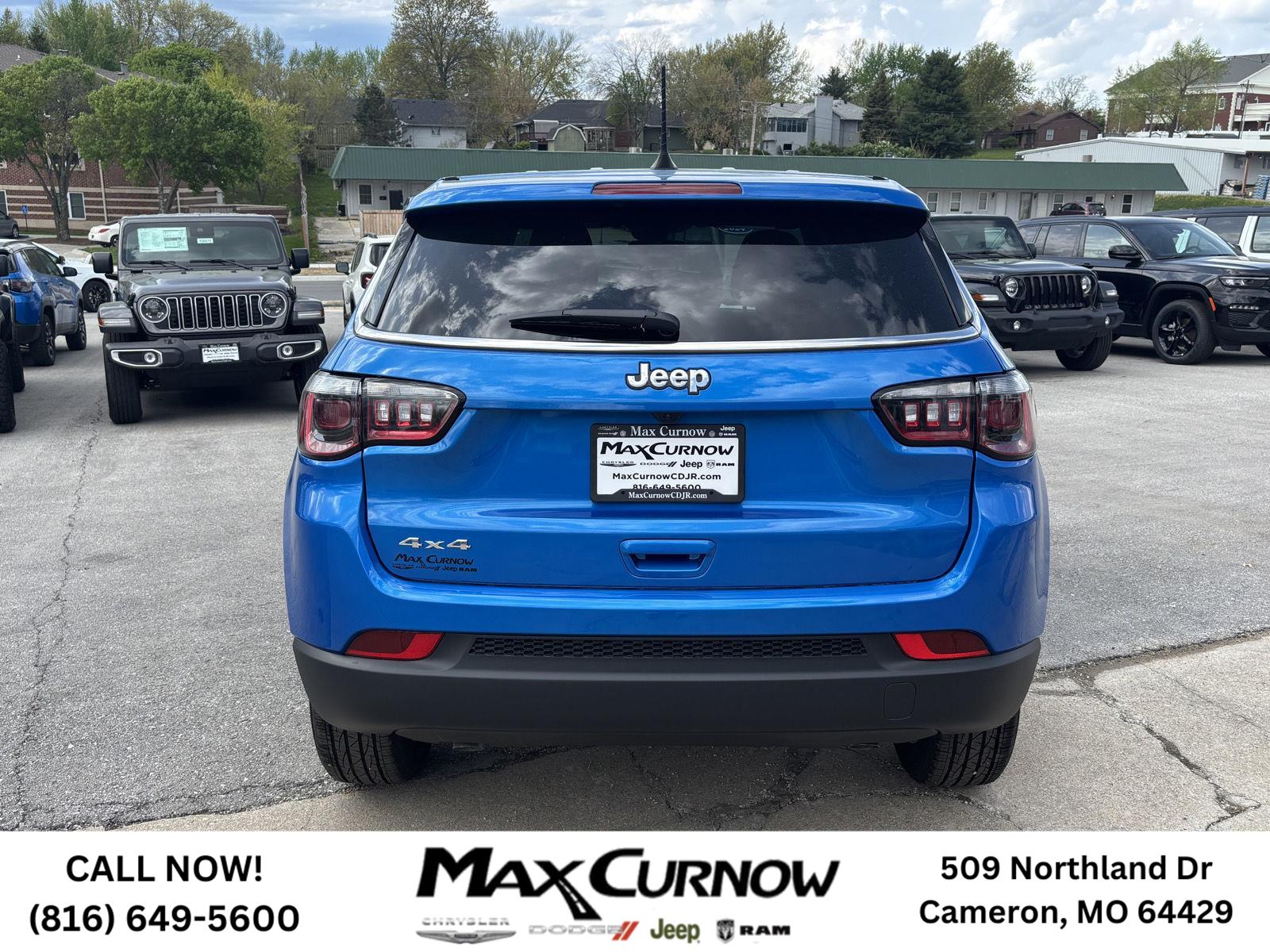 2025 Jeep Compass Sport photo 4