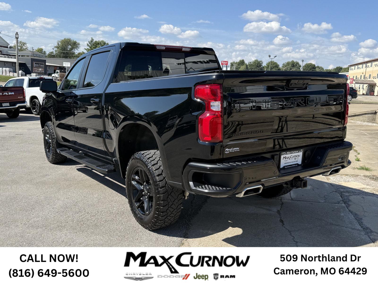 2024 Chevrolet Silverado 1500 LT Trail Boss photo 3