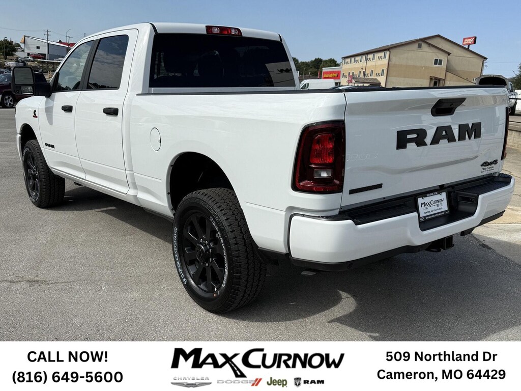 New 2025 Ram 2500 BIG HORN CREW CAB 4X4 6'4 BOX Pickup