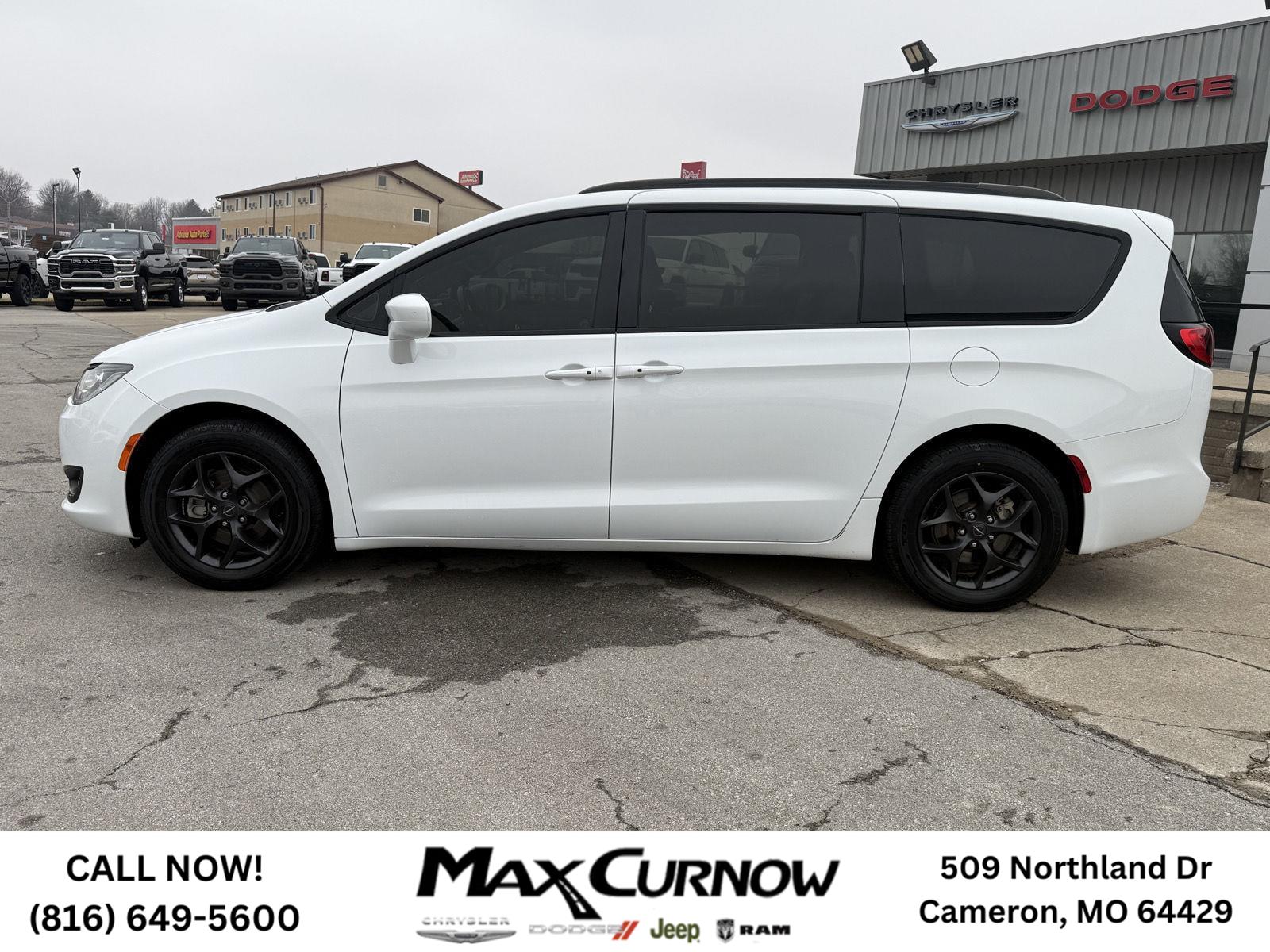 Used 2020 Chrysler Pacifica Touring L Plus with VIN 2C4RC1EG6LR258205 for sale in Kansas City