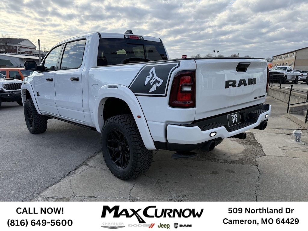 New 2026 Ram 1500 LARAMIE CREW CAB 4X4 5'7 BOX Pickup