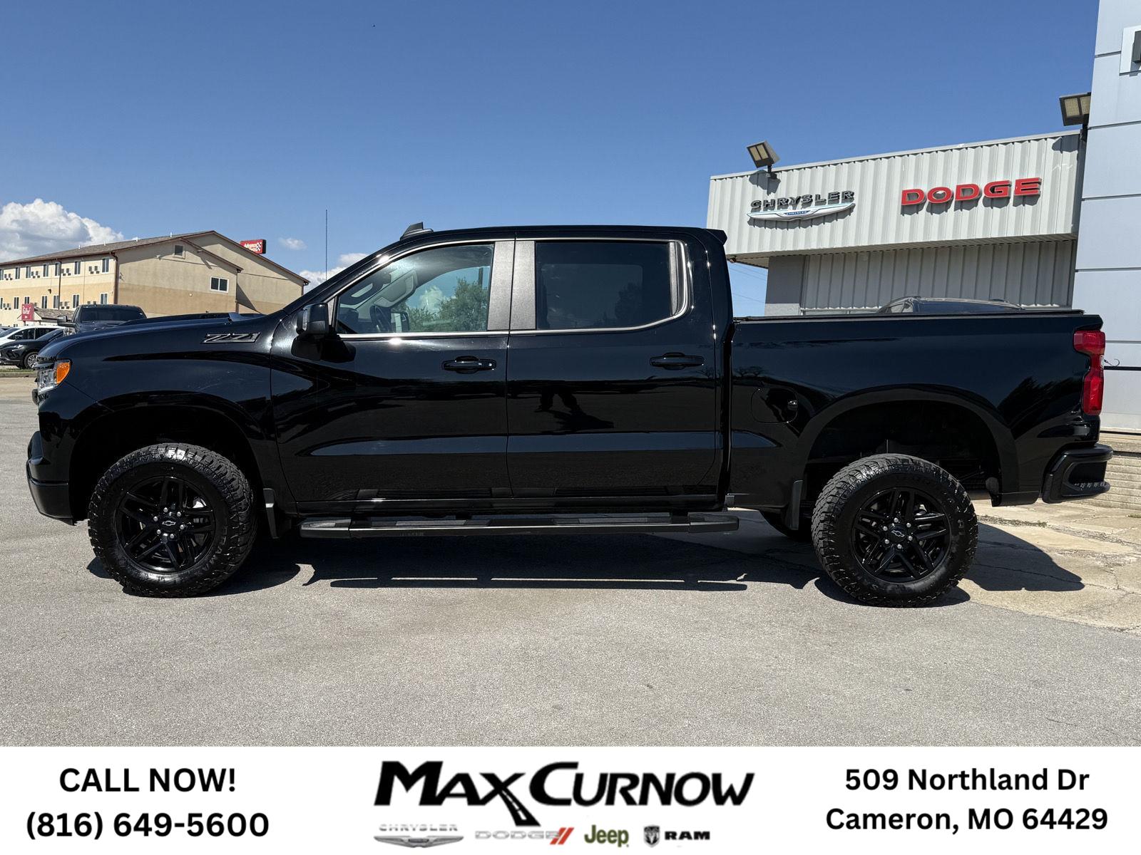 2024 Chevrolet Silverado 1500 LT Trail Boss photo 2