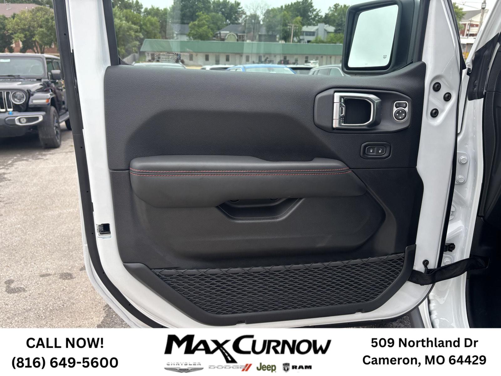 2025 Jeep Wrangler 4-Door Rubicon - Photo 11