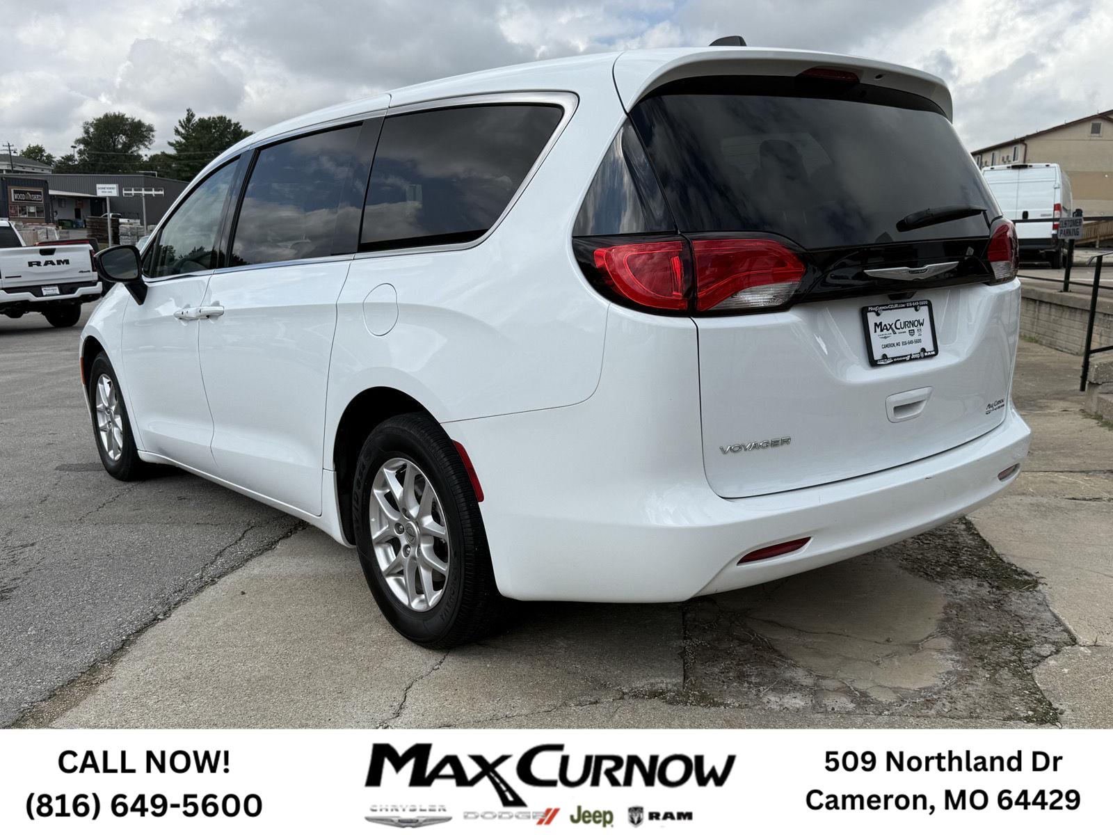 2024 Chrysler Voyager LX photo 2