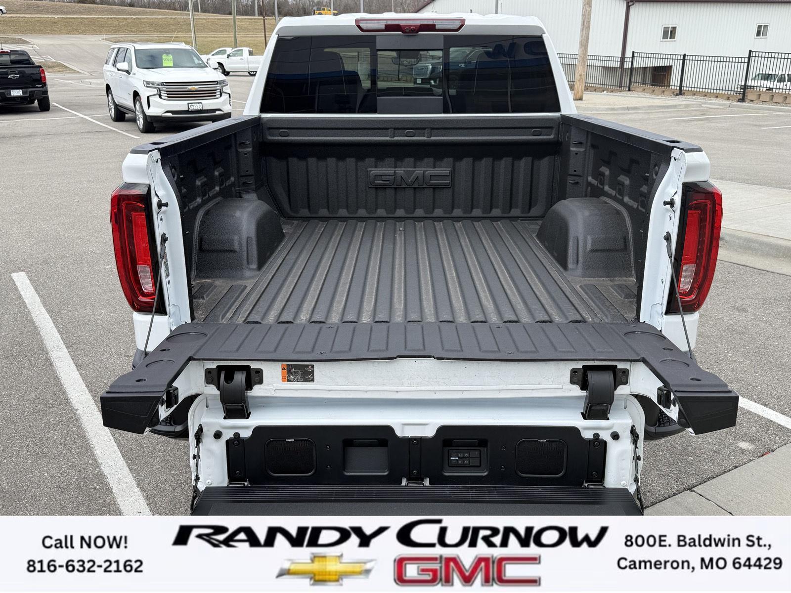 2026 GMC Sierra 1500 AT4X - Photo 7