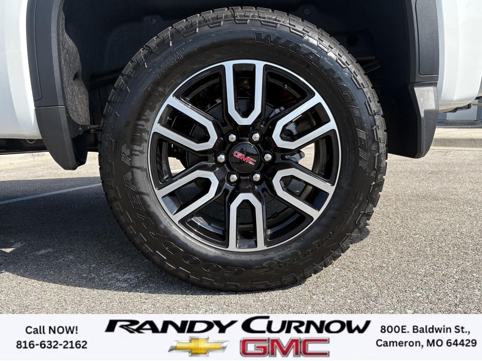 2026 GMC Sierra 1500 AT4 - Photo 10