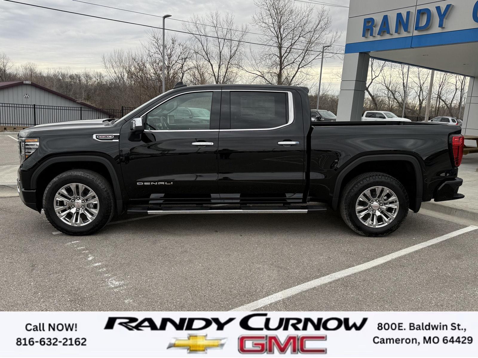 2026 GMC Sierra 1500 Denali - Photo 2
