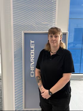Staff member Rochelle Gillian from ID_34ea90