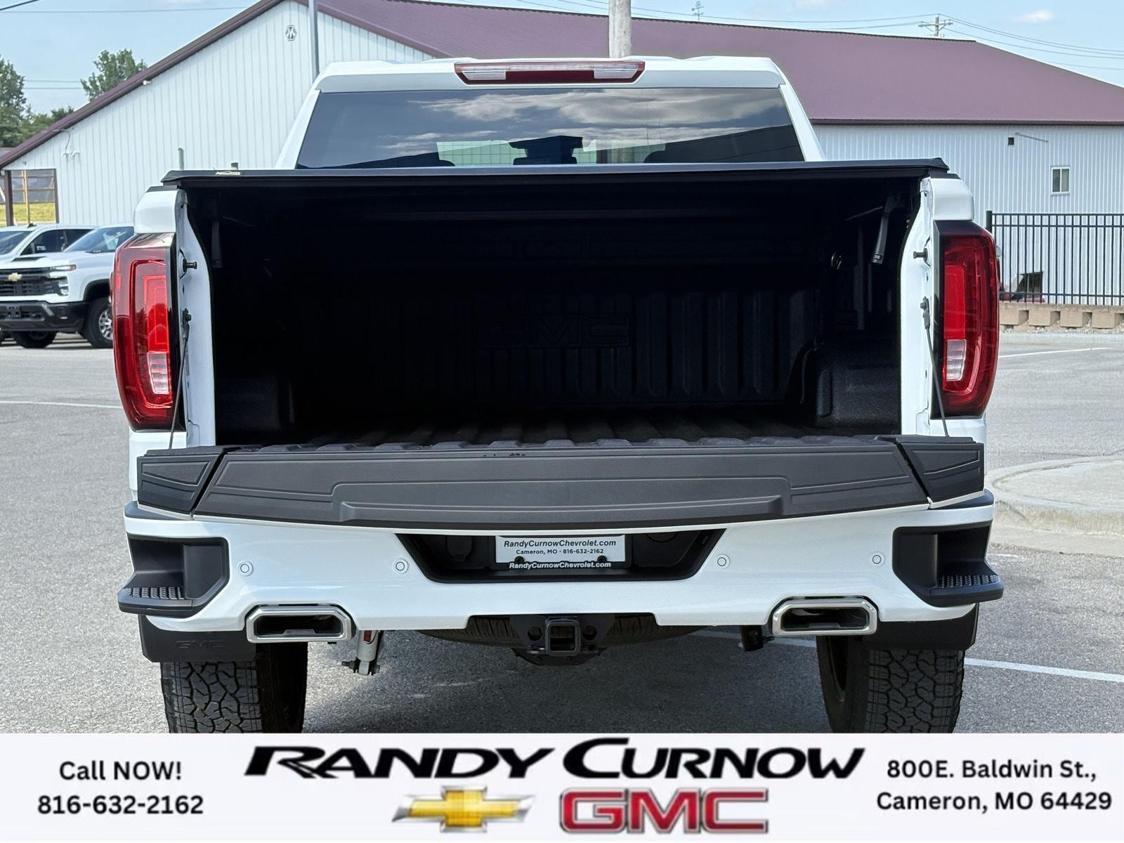 2026 GMC Sierra 1500 AT4 - Photo 5