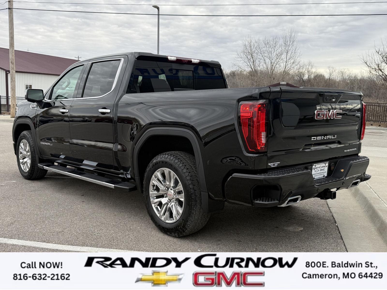 2026 GMC Sierra 1500 Denali - Photo 3