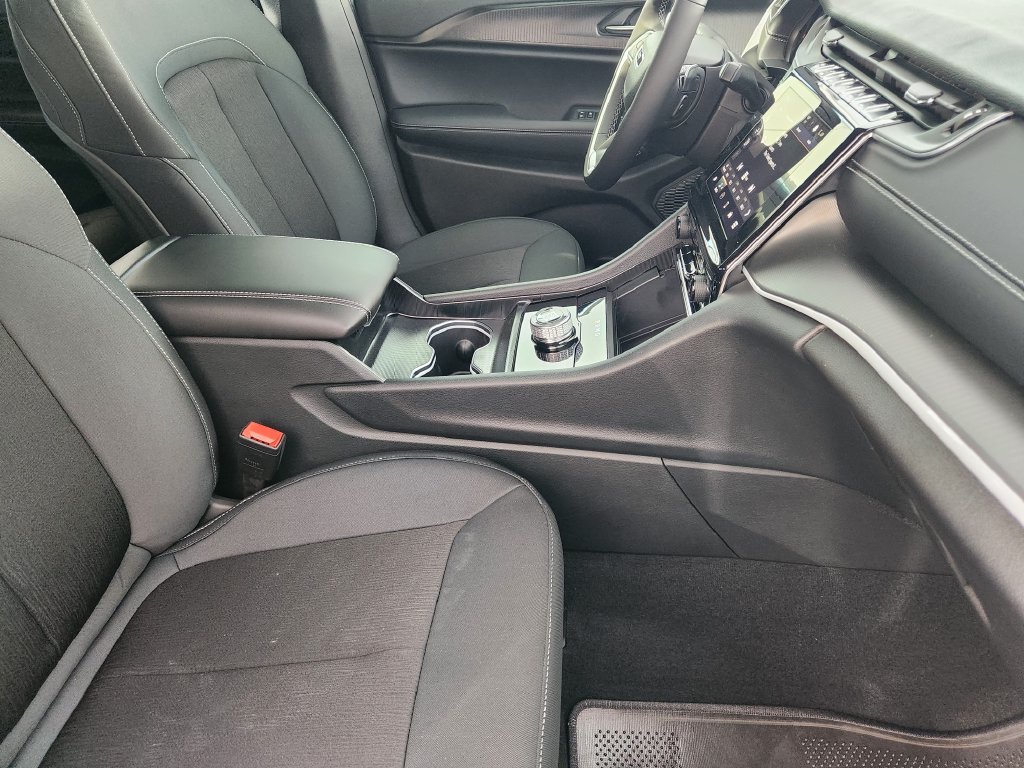 2025 Jeep Grand Cherokee L Laredo - Photo 11
