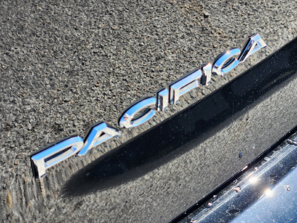 2025 Chrysler Pacifica Select - Photo 8