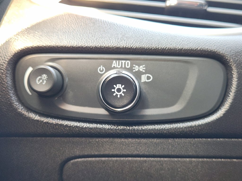 2023 Chevrolet Malibu 1LT - Photo 26