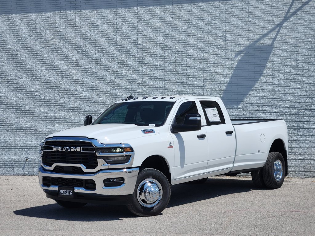 2026 Ram 3500 TRADESMAN CREW CAB 4X4 8' BOX Pickup