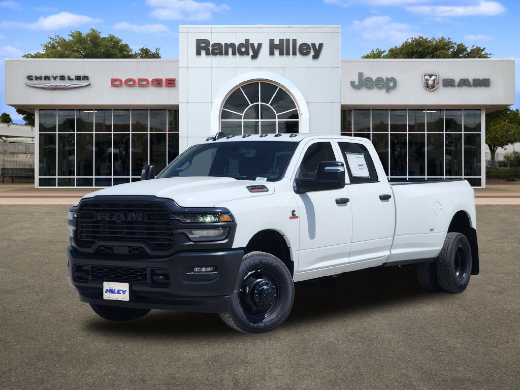 2026 Ram 3500 TRADESMAN CREW CAB 4X4 8' BOX Pickup